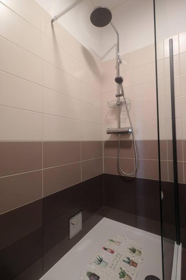 Apartman Studio Pesja Omišalj Екстериор снимка